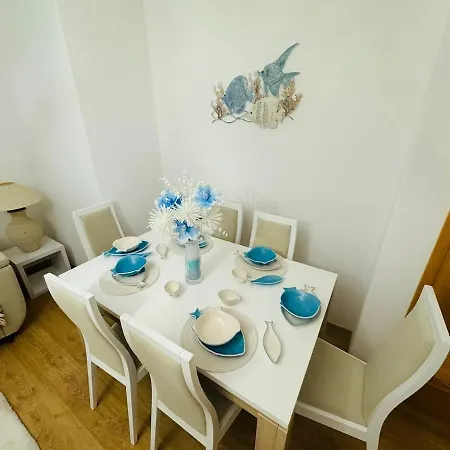 Διαμέρισμα Holiday Apartment